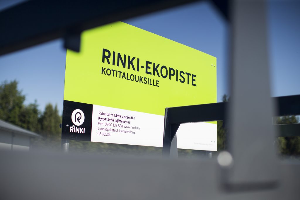 Roskiksia Hämeenlinnassa.